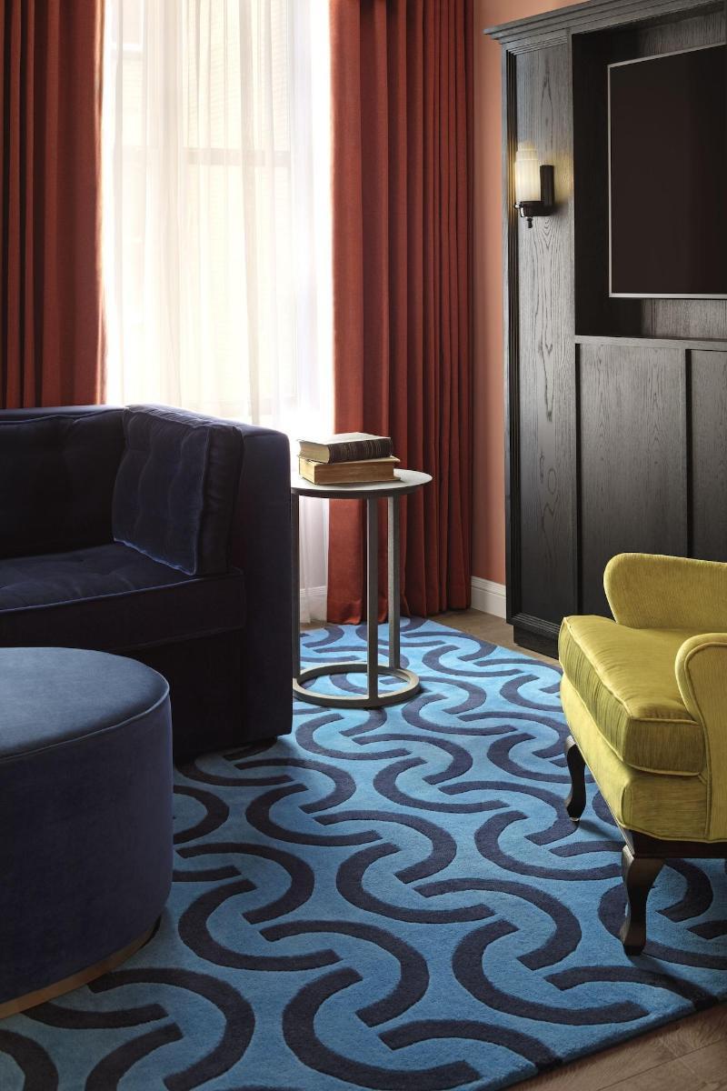 Riggs Washington Dc Hotel Exterior photo A carpet in a living room